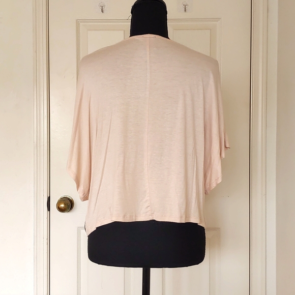 NWOT. 2B Bebe Rayon Spandex Short Sleeve Loose Fit Crop Top w/beads embroidery. - Picture 2 of 4